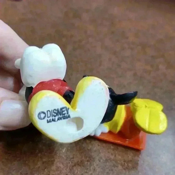 Disney Malaysia Vintage Mickey Mouse Holding Gem and plastic lying  down Mickey - Picture 3 of 5